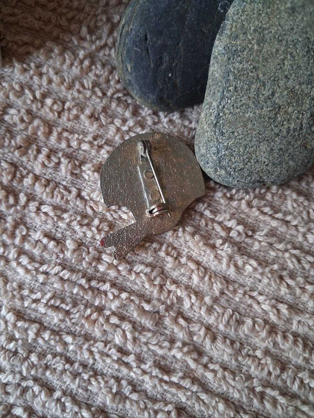 49er Pin & Keychain - Picture 2 of 3